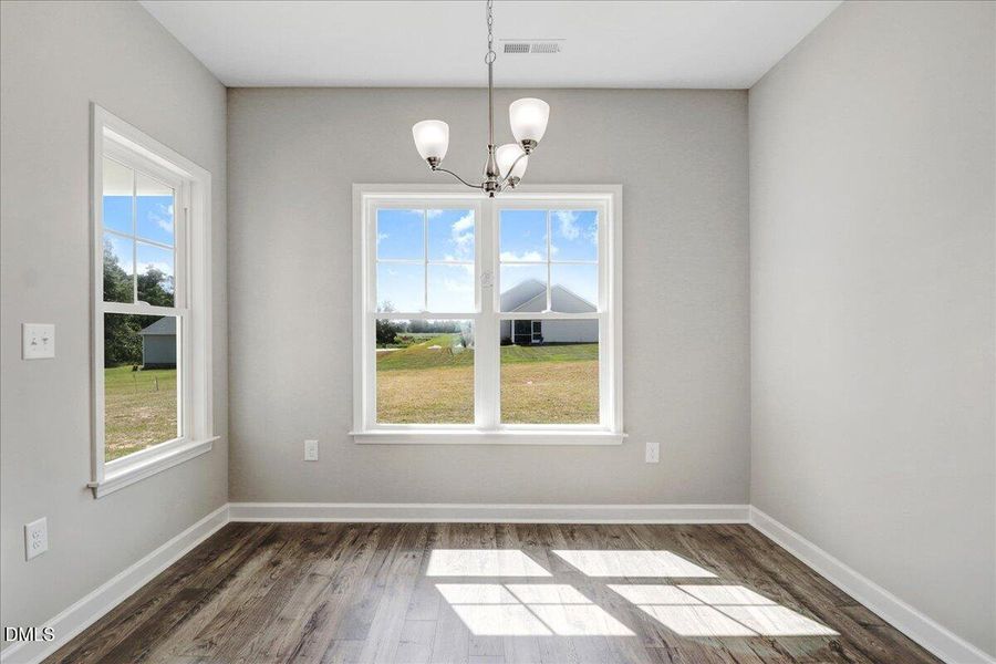 12-103 Baileys Pl-12