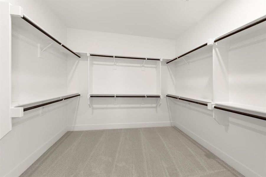 20. 5701 Burford - Closet