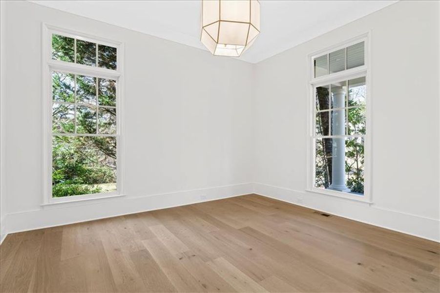 Spacious, unfurnished interior of a new home in , Atlanta (Image 66).