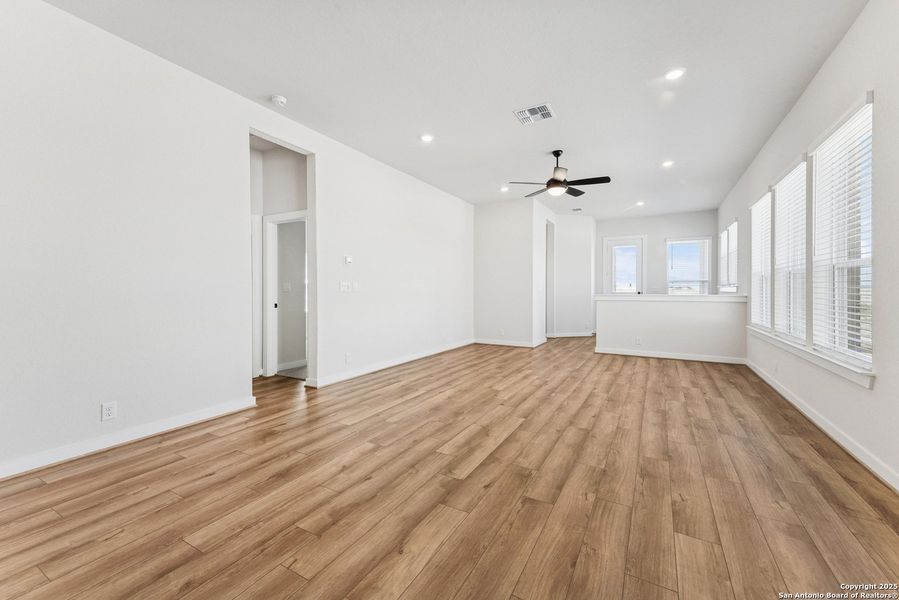 Spacious, unfurnished interior of a new home in , New Braunfels (Image 21). Spacious, unfurnished interior of a new home in , New Braunfels (Image 21).