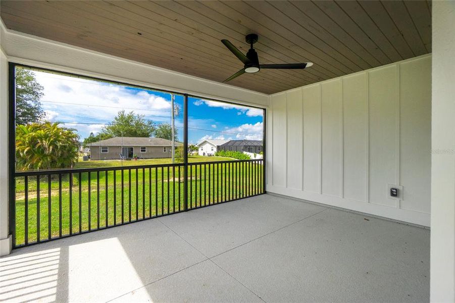 Exterior details and patio area of a home in , Punta Gorda (Image 4).