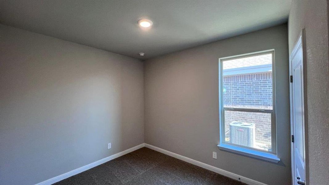 Spacious, unfurnished interior of a new home in Bluestem, Rhome (Image 19).