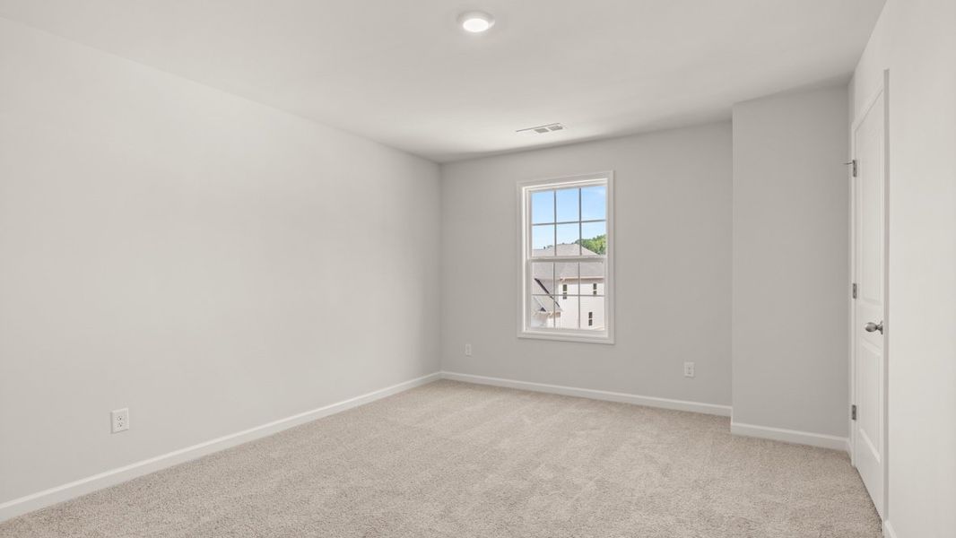 Representative unfurnished interior of a home built from the Grayson by D.R. Horton in Holland Estates, Powder Springs (Image 26).
