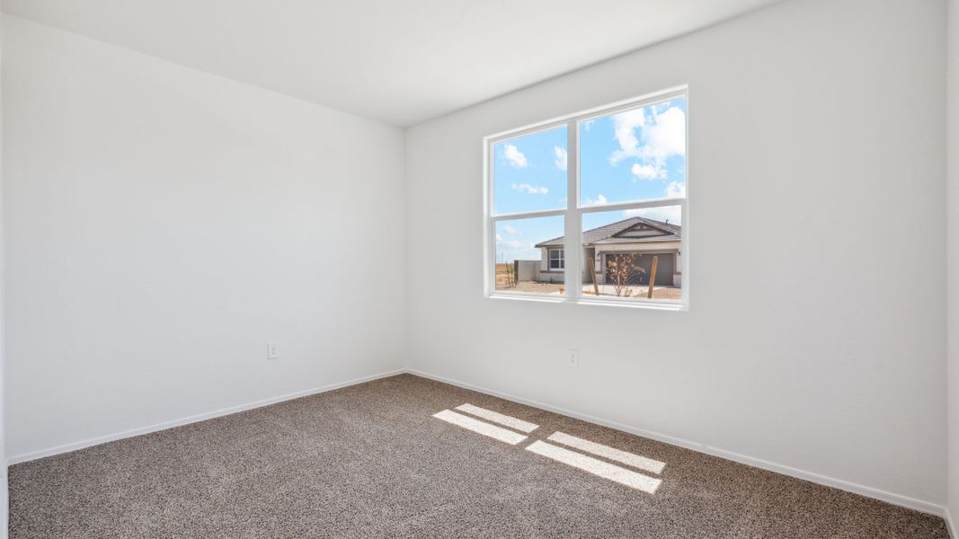 Spacious, unfurnished interior of a new home in Anthem at Merrill Ranch, Florence (Image 8).