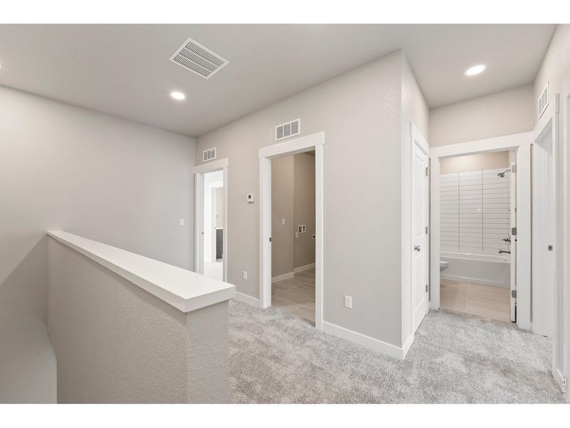 Spacious, unfurnished interior of a new home in The Lakes at Centerra, Loveland (Image 15).