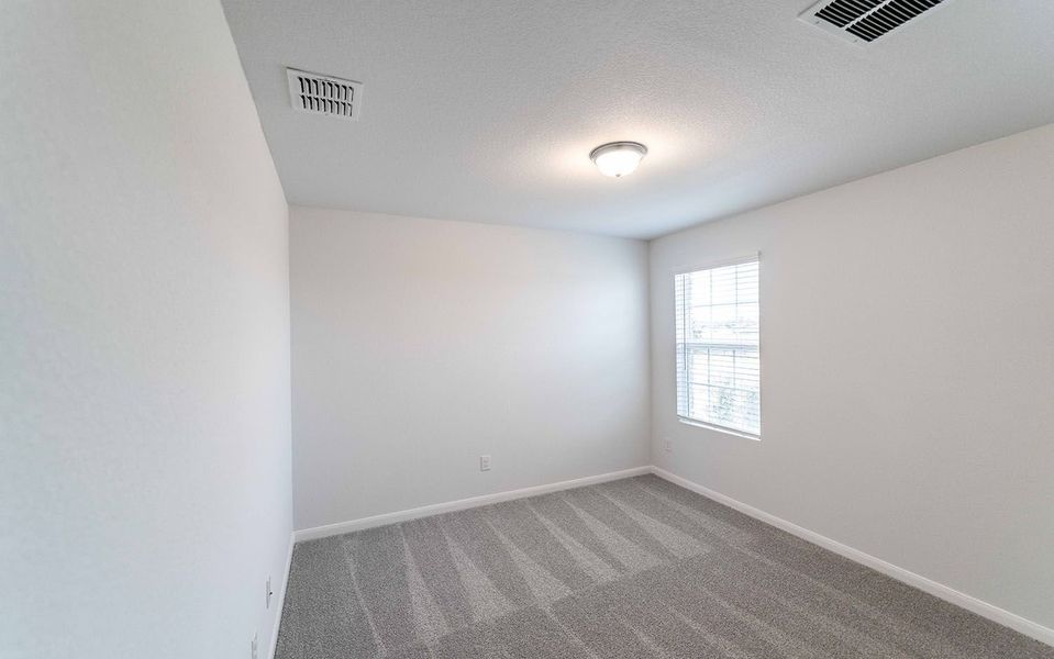 Spacious, unfurnished interior of a new home in Cool Water, Jarrell (Image 14).