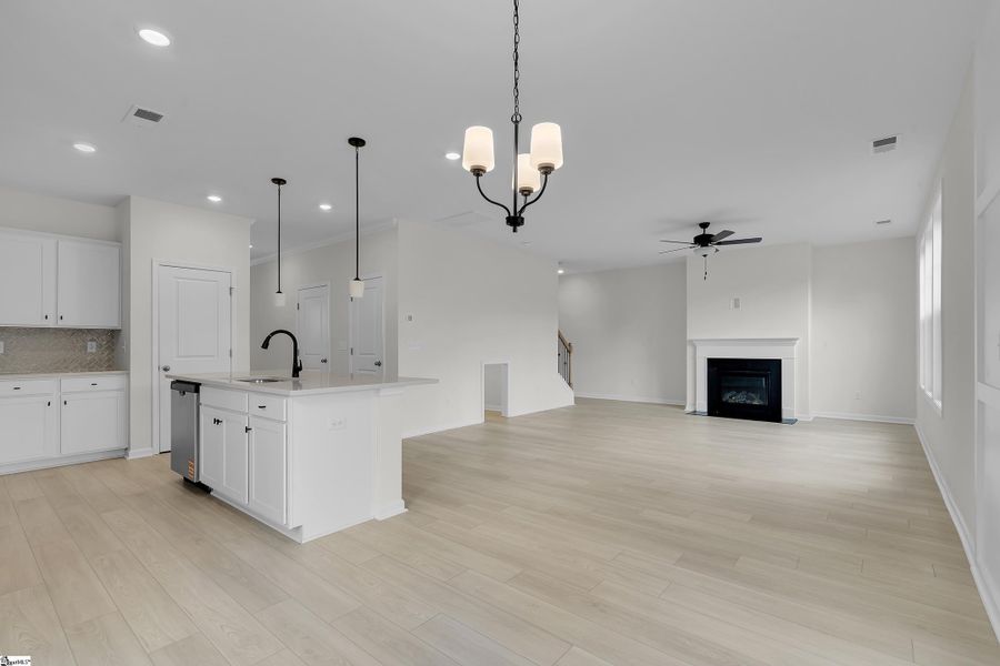 Image 24 of a home in Lynbrook. Image 24 of a home in Lynbrook.