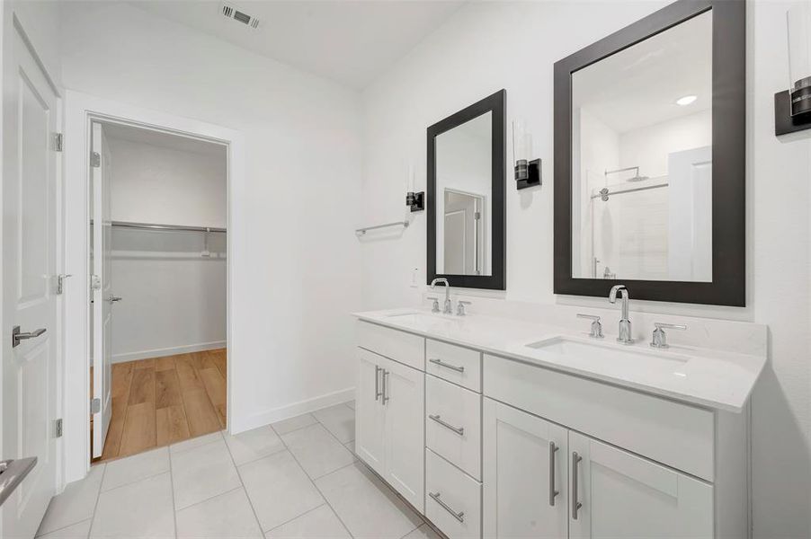 Furnished interior view inside a new home in Aspire at Reunion, Newark (Image 11).