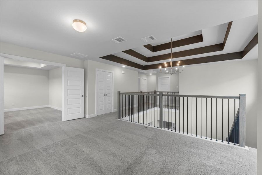 Spacious, unfurnished interior of a new home in Cross Creek West - 45', Fulshear (Image 12).