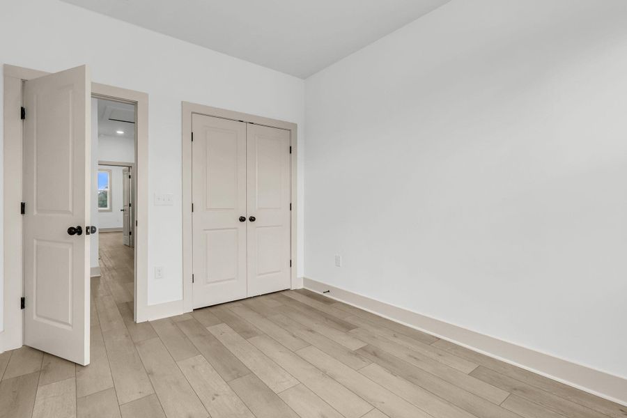 Spacious, unfurnished interior of a new home in , North Charleston (Image 21).