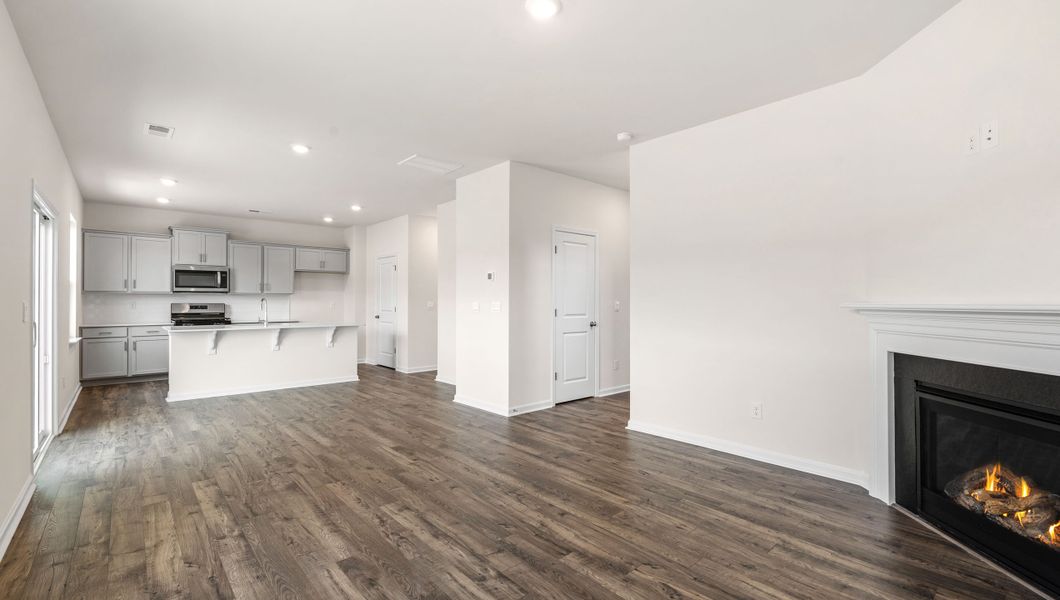 Spacious, unfurnished interior of a new home in Waverly Station, Greenwood (Image 19).