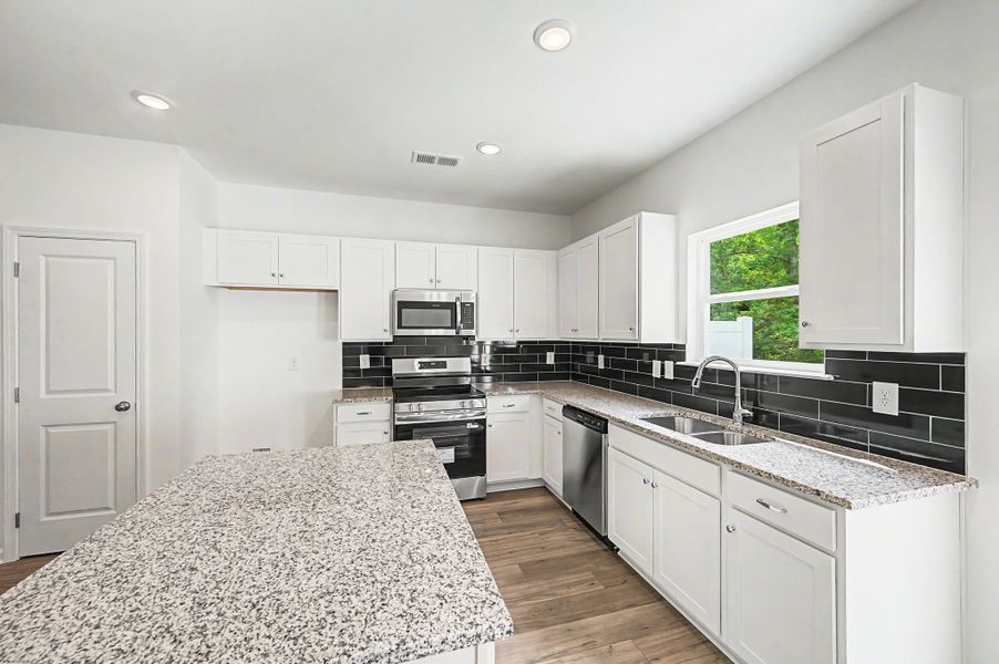 Furnished interior view inside a new home in Ironhorse, Dickson (Image 6).