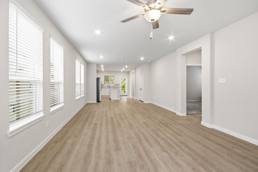 Spacious, unfurnished interior of a new home in Audubon, Magnolia (Image 13).