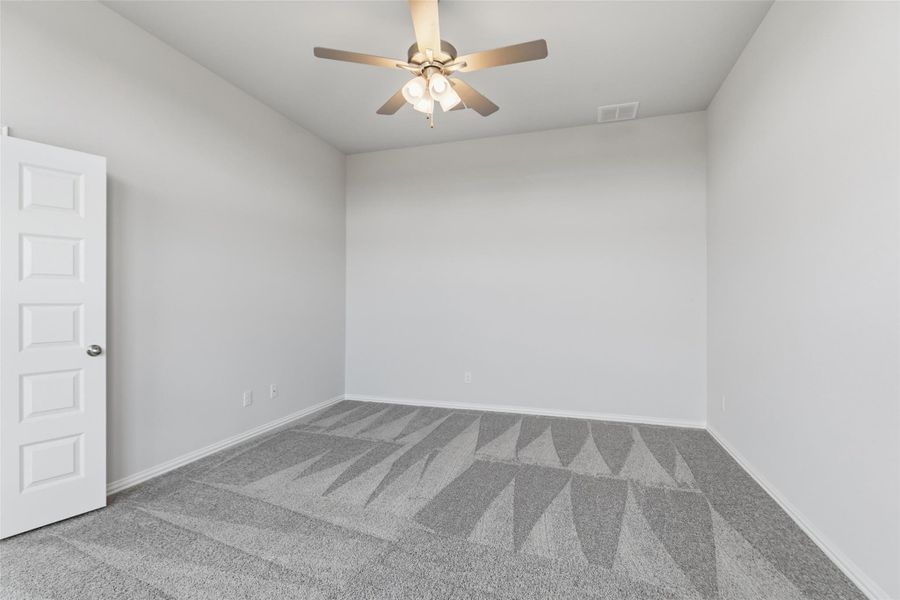 Spacious, unfurnished interior of a new home in Westland Ranch, League City (Image 24). Spacious, unfurnished interior of a new home in Westland Ranch, League City (Image 24).