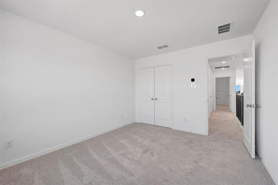 Spacious, unfurnished interior of a new home in Lily Creek at Sutton Fields, Aubrey (Image 24). Spacious, unfurnished interior of a new home in Lily Creek at Sutton Fields, Aubrey (Image 24).