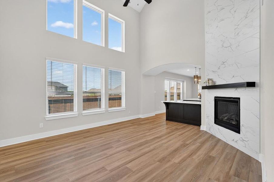 Spacious, unfurnished interior of a new home in Hillstead, Lavon (Image 13).
