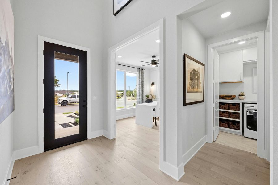 Image 36 of a home in Candela.