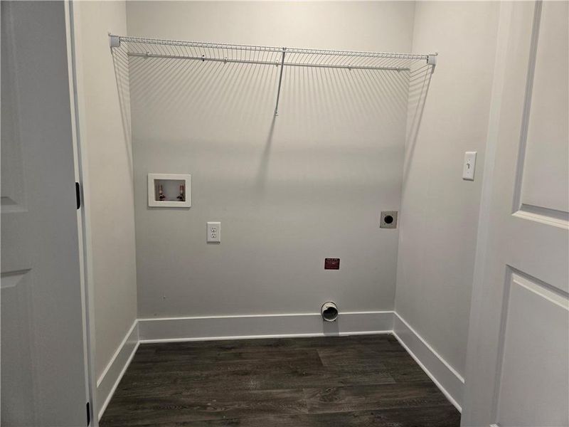 Spacious, unfurnished interior of a new home in , Hartwell (Image 16).