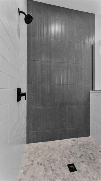 Furnished interior view inside a new home in , Lakeland (Image 6).