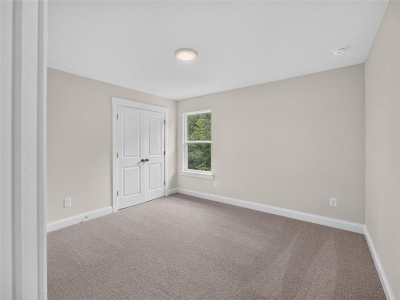Spacious, unfurnished interior of a new home in , Dallas (Image 27).