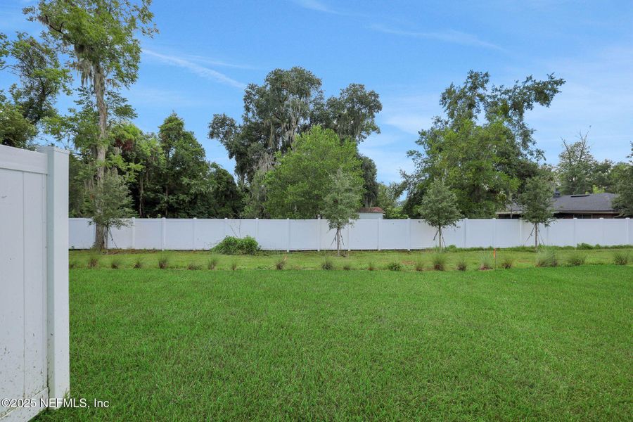 Exterior details and patio area of a home in , Jacksonville (Image 24).