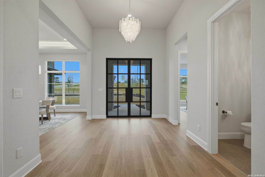 Spacious, unfurnished interior of a new home in , San Antonio (Image 23).