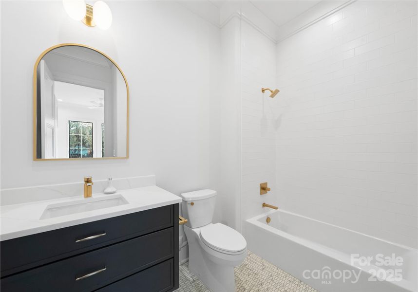 Ensuite for 5th bedroom Ensuite for 5th bedroom