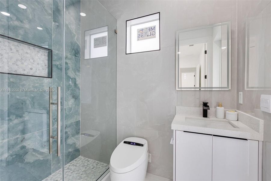 Furnished interior view inside a new home in , Cape Coral (Image 14). Furnished interior view inside a new home in , Cape Coral (Image 14).