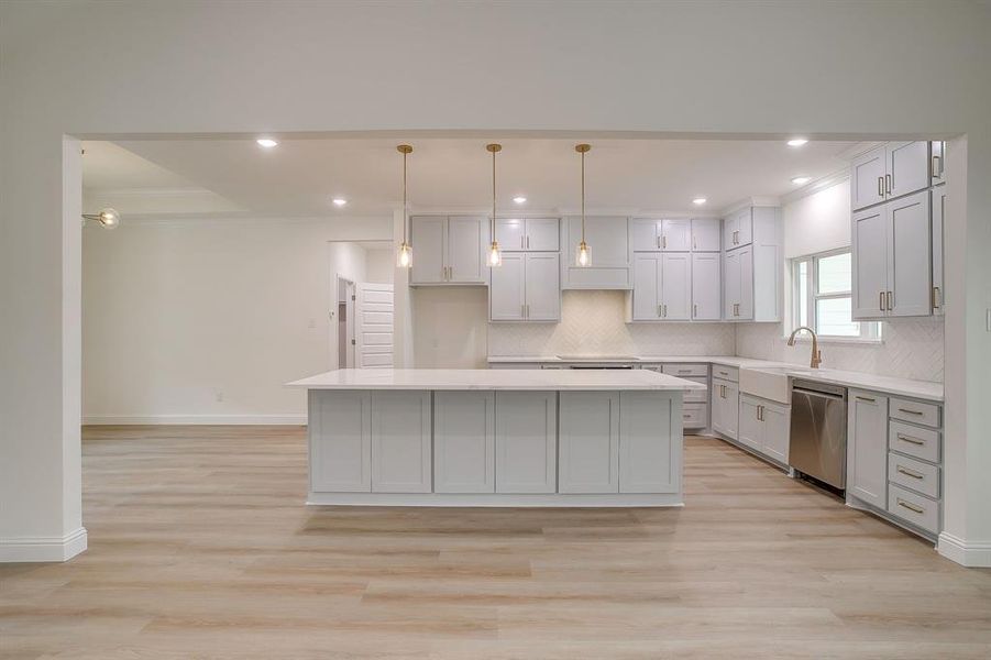 Furnished interior view inside a new home in , Granbury (Image 4). Furnished interior view inside a new home in , Granbury (Image 4).