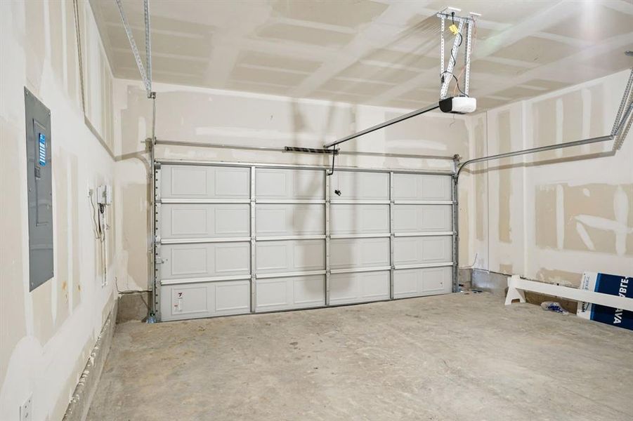 Photo is not of the actual home, but is an inspirational photo of builder’s model home and may depict options, furnishings, and/or decorator features that are not included. Photo is not of the actual home, but is an inspirational photo of builder’s model home and may depict options, furnishings, and/or decorator features that are not included.