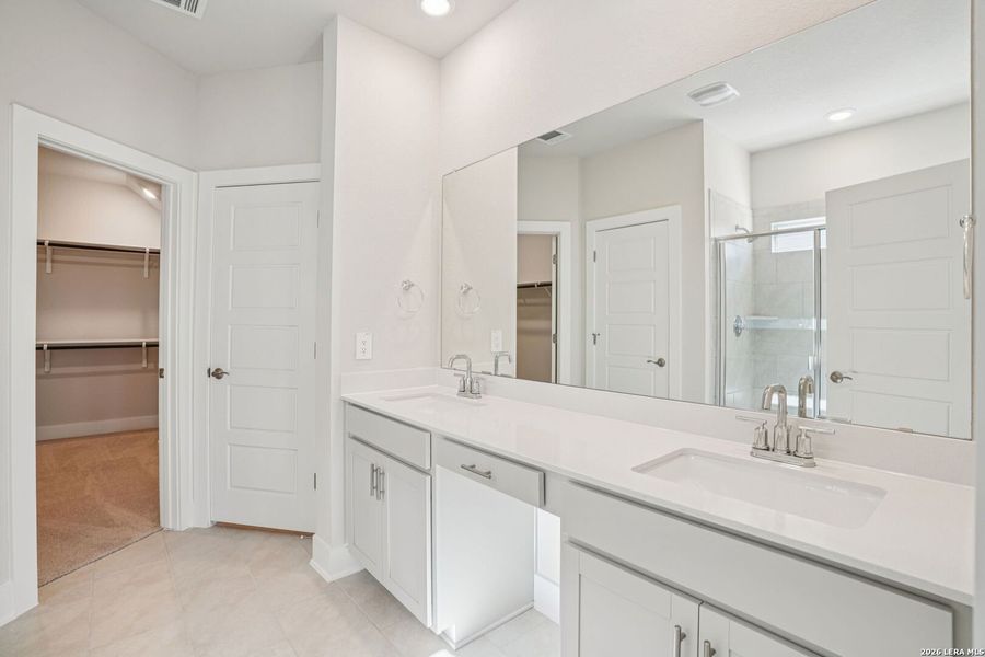 Furnished interior view inside a new home in Carmel Ranch, Schertz (Image 6).