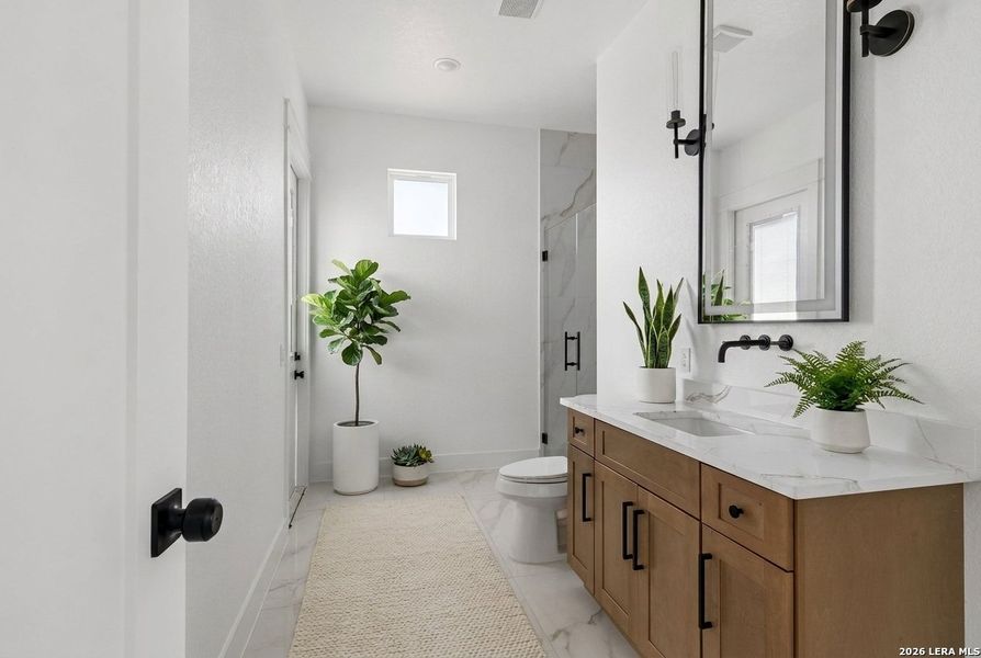 Furnished interior view inside a new home in , La Vernia (Image 28).
