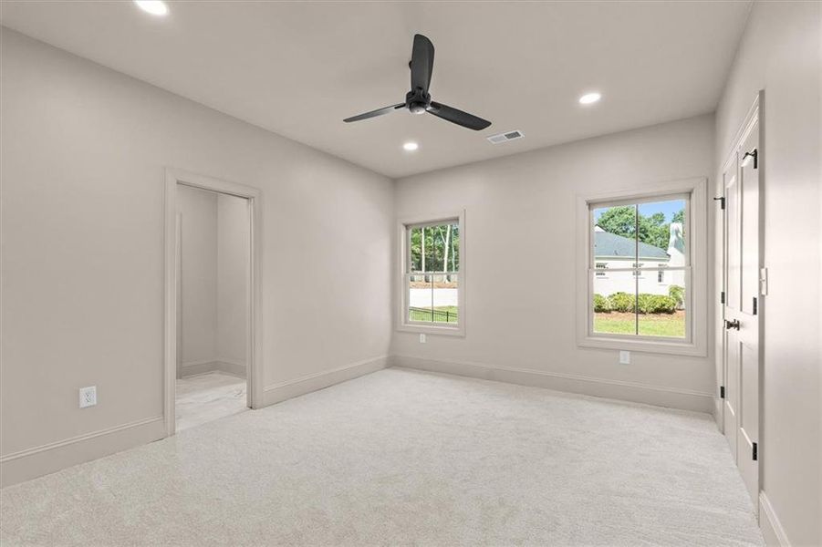 Spacious, unfurnished interior of a new home in , Carrollton (Image 26).