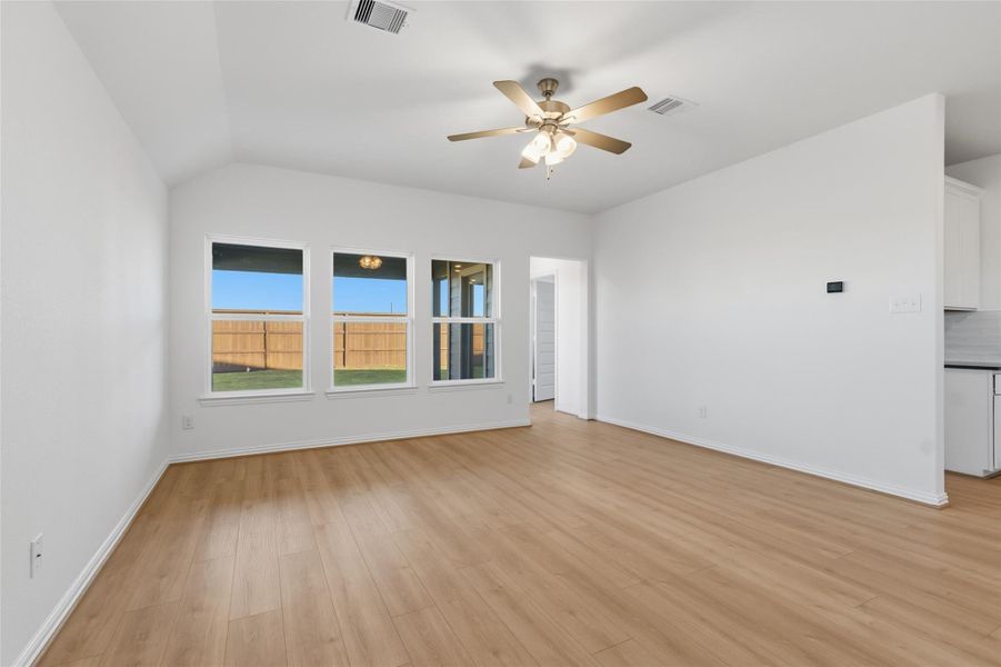 Spacious, unfurnished interior of a new home in Oakwood Estates, Waller (Image 18). Spacious, unfurnished interior of a new home in Oakwood Estates, Waller (Image 18).