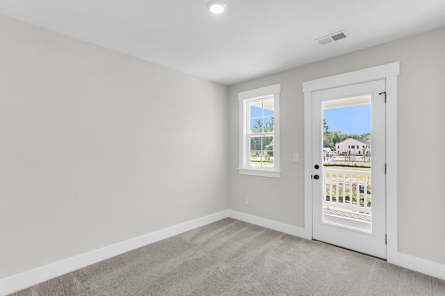 Spacious, unfurnished interior of a new home in Pineland Preserve, Summerville (Image 43). Spacious, unfurnished interior of a new home in Pineland Preserve, Summerville (Image 43).