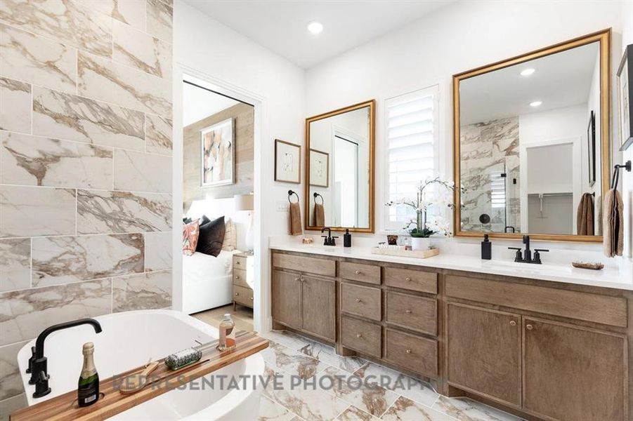 Furnished interior view inside a new home in Ridge Crossing, Waxahachie (Image 28).