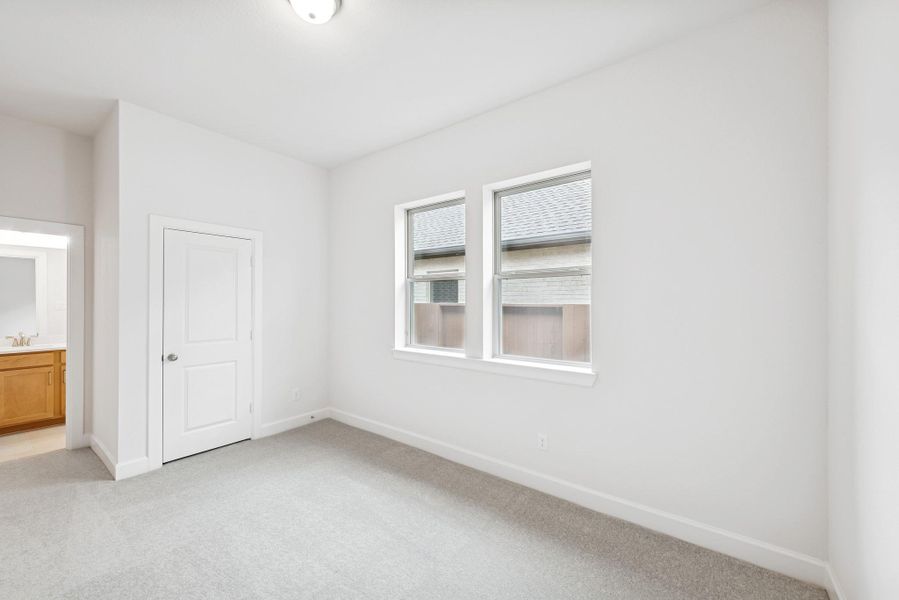 Spacious, unfurnished interior of a new home in Meridiana 55' Homesites, Manvel (Image 23). Spacious, unfurnished interior of a new home in Meridiana 55' Homesites, Manvel (Image 23).