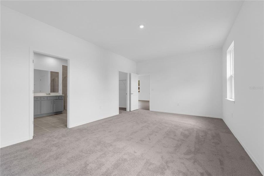 Spacious, unfurnished interior of a new home in Country Club Estates, Palm Bay (Image 16). Spacious, unfurnished interior of a new home in Country Club Estates, Palm Bay (Image 16).