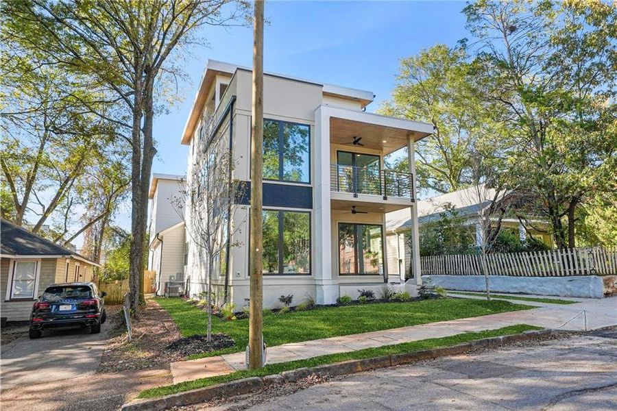 Exterior details and patio area of a home in , Atlanta (Image 26).