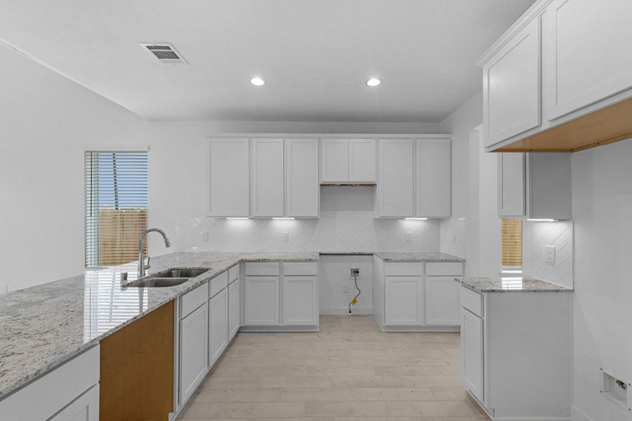 Furnished interior view inside a new home in Grand Mason Crossing, Katy (Image 6).