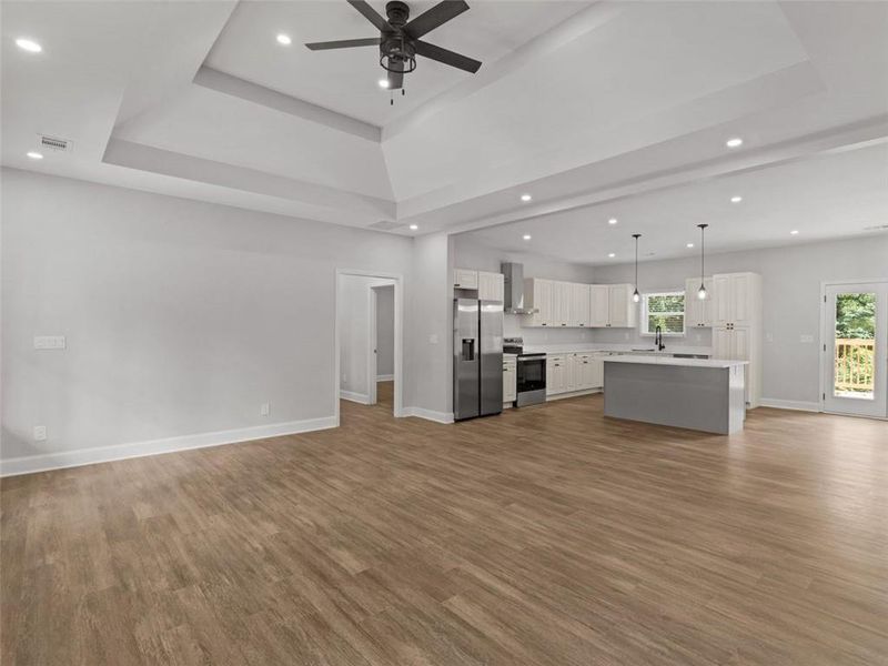 Spacious, unfurnished interior of a new home in , Griffin (Image 25).