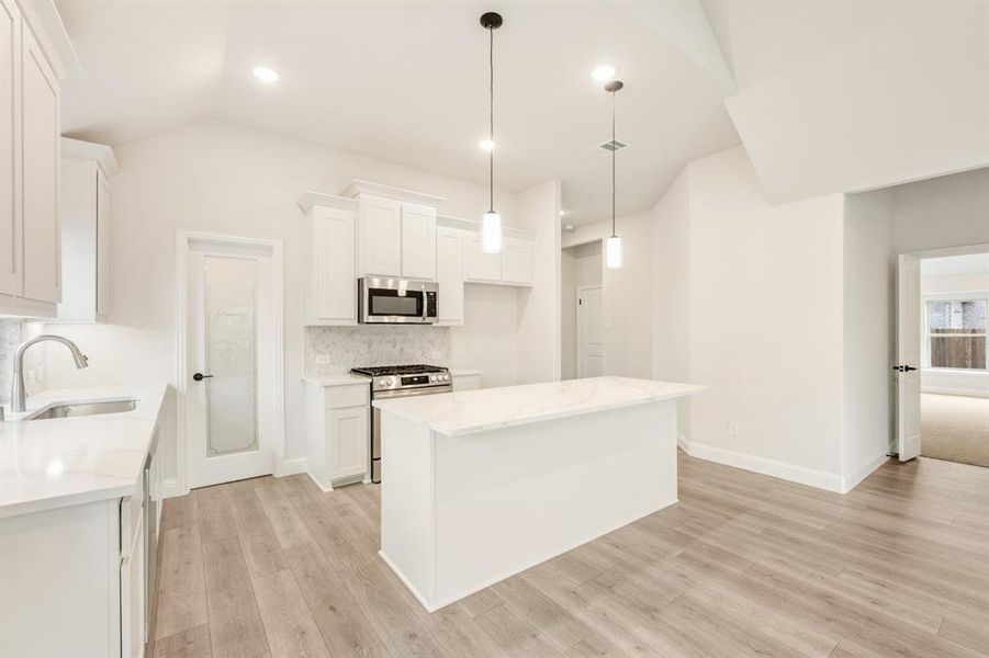 Furnished interior view inside a new home in Waverly Estates, Nevada (Image 15).