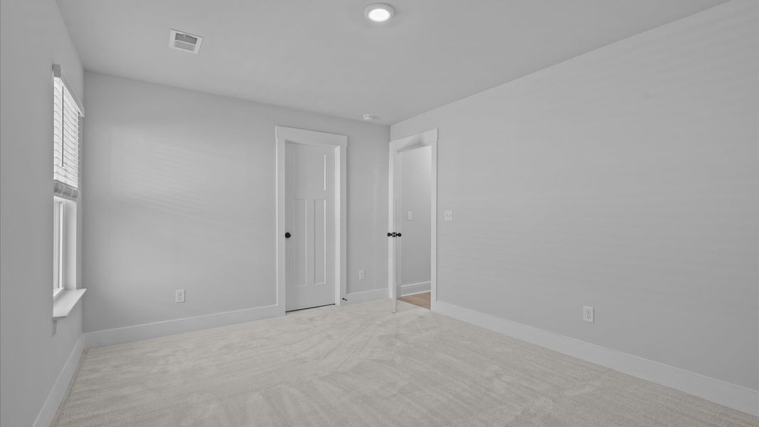 Furnished interior view inside a new home in Woodglen, Piedmont (Image 29).