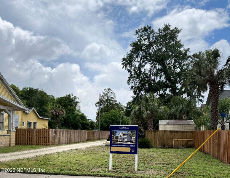 Front exterior of a new home in , Jacksonville, FL, highlighting curb appeal (Image 20).