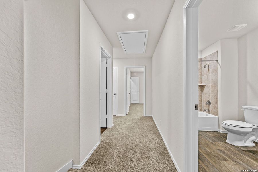 Spacious, unfurnished interior of a new home in Applewood, San Antonio (Image 29). Spacious, unfurnished interior of a new home in Applewood, San Antonio (Image 29).