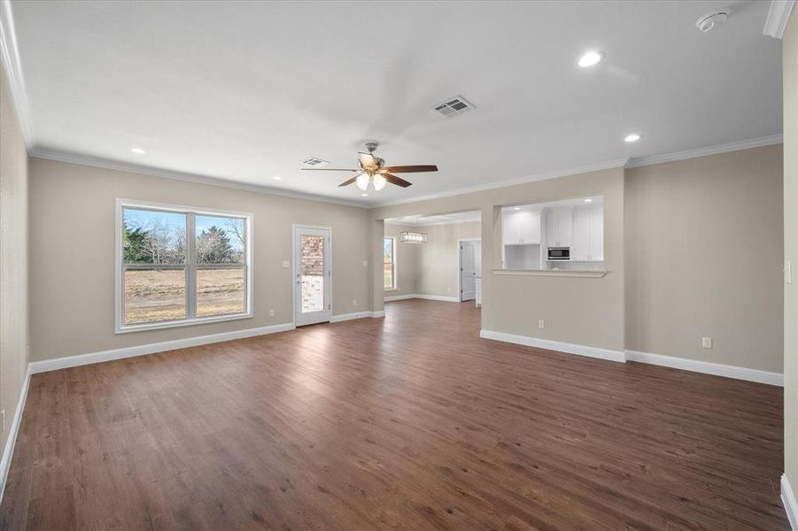 Spacious, unfurnished interior of a new home in , Corsicana (Image 20). Spacious, unfurnished interior of a new home in , Corsicana (Image 20).