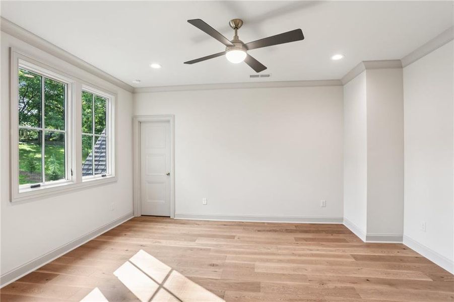 Spacious, unfurnished interior of a new home in , Marietta (Image 25).