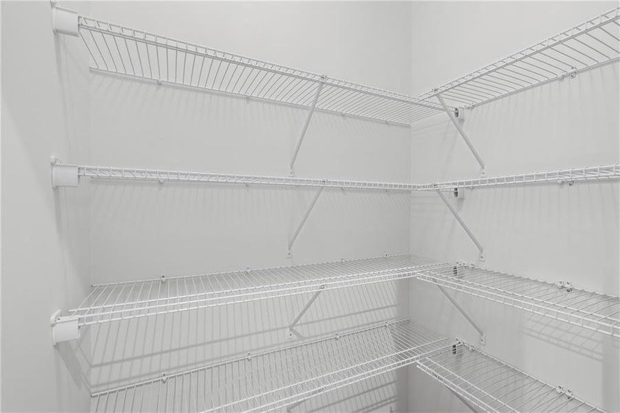 Spacious, unfurnished interior of a new home in Sierra Creek, Hoschton (Image 28).