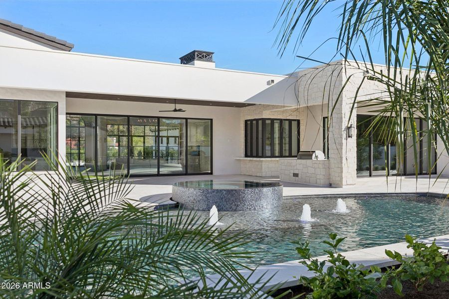 88-web-or-mls-6610-n-mountain-view-rd