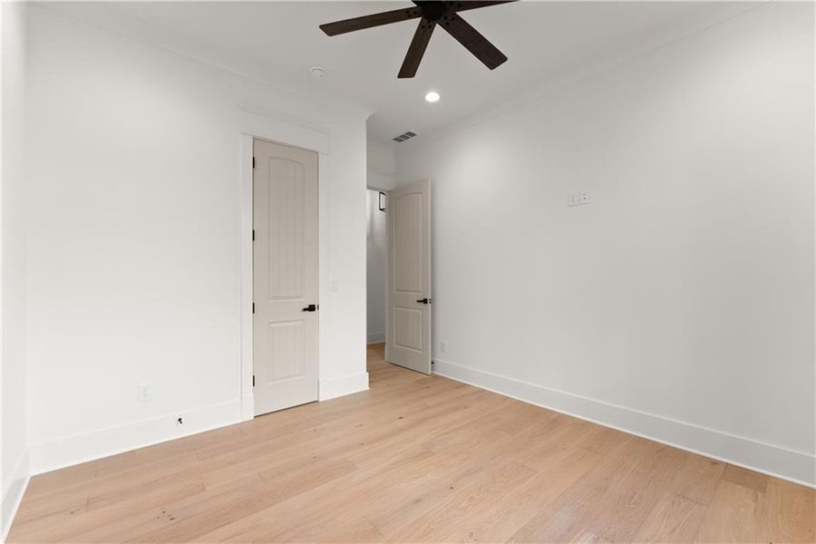 Spacious, unfurnished interior of a new home in , Gainesville (Image 42).